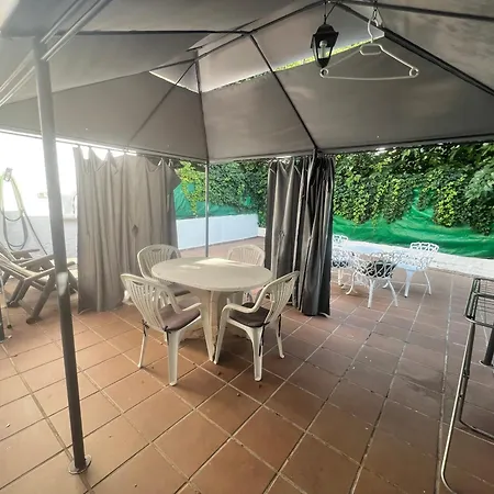La Isla Apartament *